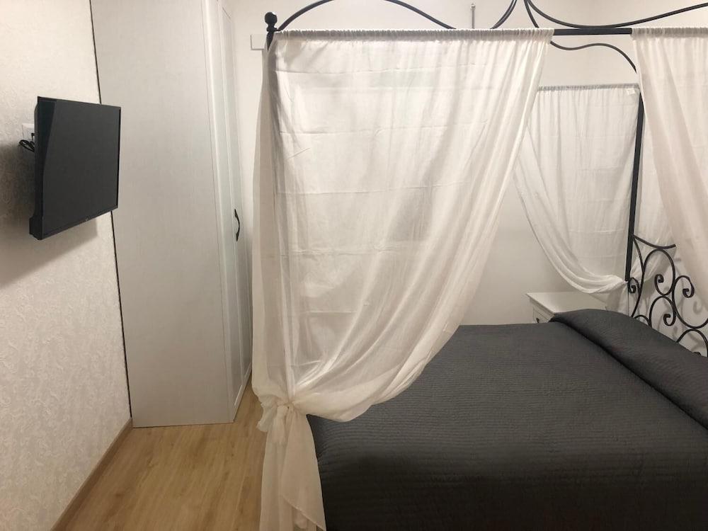 B&B Dea Tiburtina ローマ エクステリア 写真